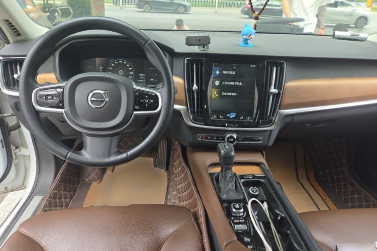 Used Volvo S90 2019 T5 Zhiyi Edition Center Console
