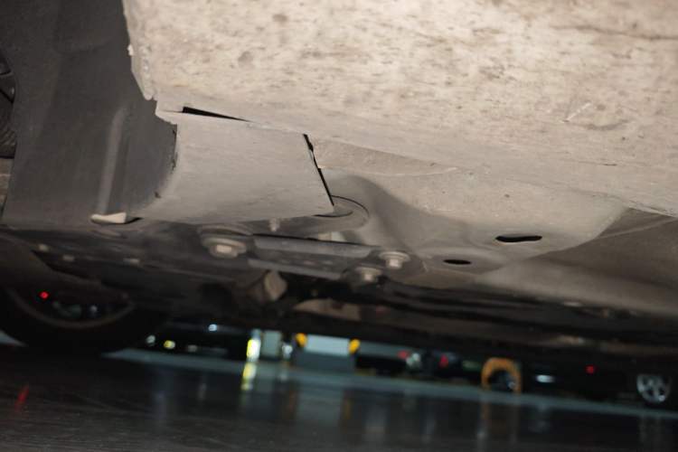 Used Volvo S90 2019 T5 Zhiyuan Edition Chassis Front Left