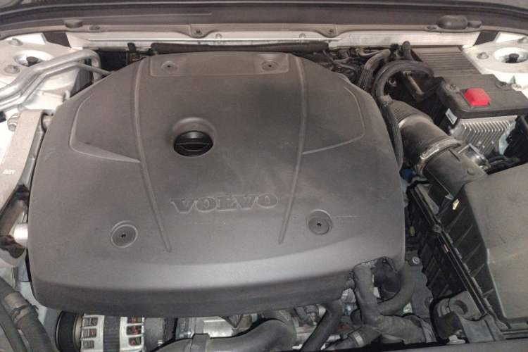 Used Volvo S90 2019 T5 Zhiyuan Edition Engine Bay
