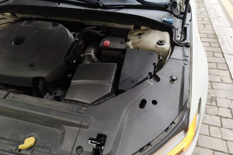 Used Volvo S90 2019 T5 Zhiya Edition Engine Bay Left