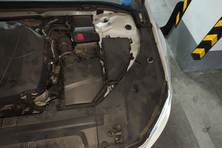 Used Volvo S90 2019 T5 Zhiyuan Edition Engine Bay Left