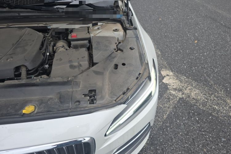 Used Volvo S90 2019 T5 Zhiyi Edition Engine Bay Left