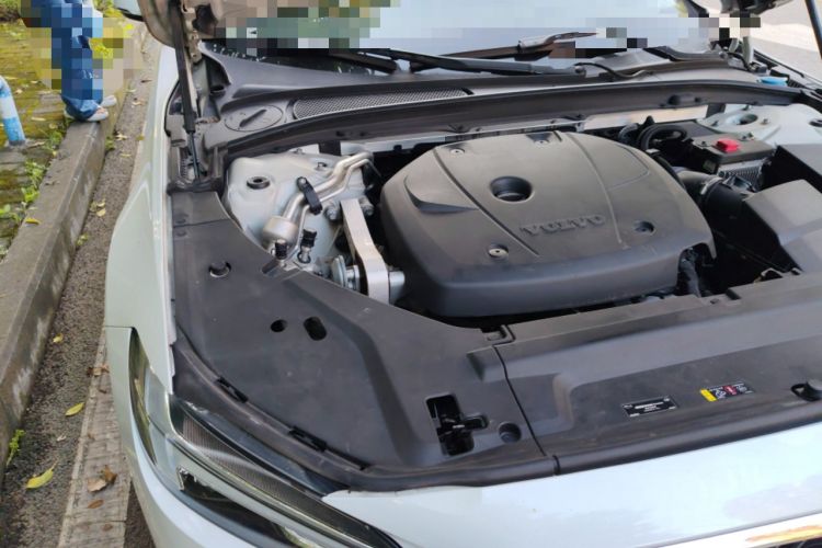 Used Volvo S90 2019 T5 Zhiyi Edition Engine Bay Right
