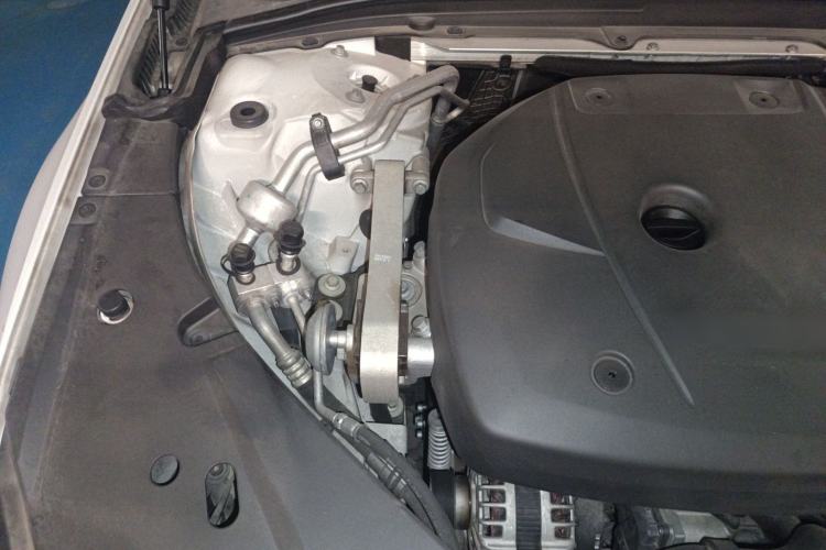 Used Volvo S90 2019 T5 Zhiyuan Edition Engine Bay Right