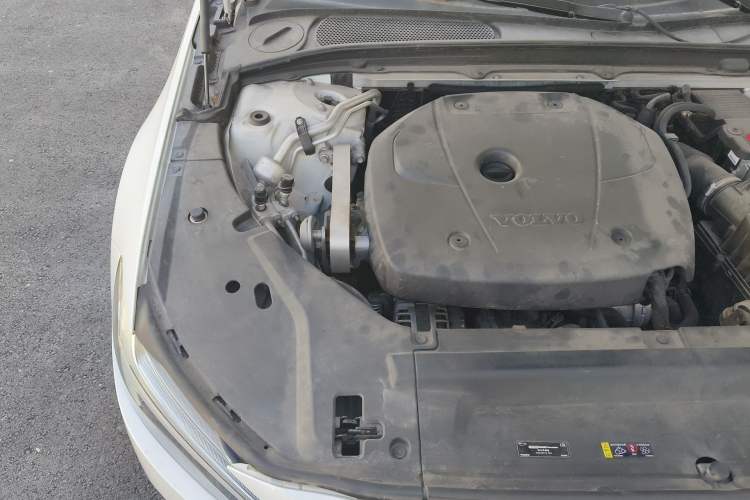 Used Volvo S90 2019 T5 Zhiyi Edition Engine Bay Right