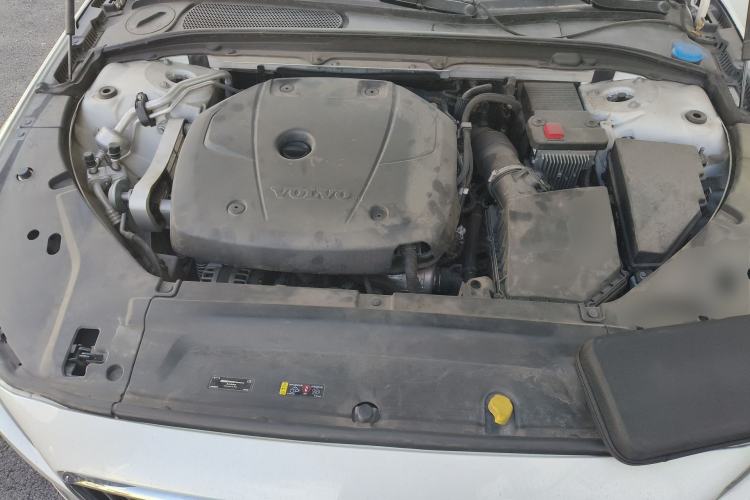 Used Volvo S90 2019 T5 Zhiyi Edition Engine Bay