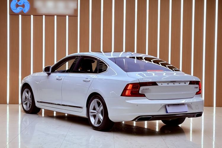 Used Volvo S90 2019 T5 Zhiyi Edition Exterior 2