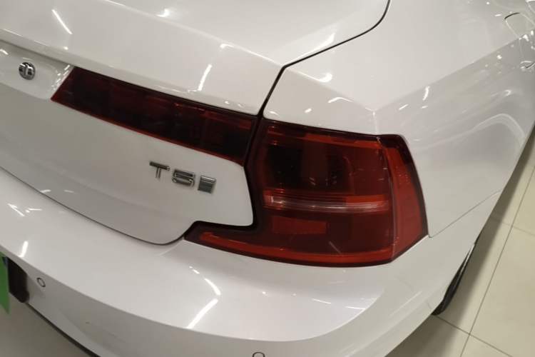 Used Volvo S90 2019 T5 Zhiyi Edition Exterior 3