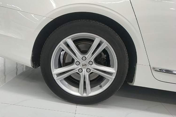 Used Volvo S90 2019 T5 Zhiyi Edition Exterior 5