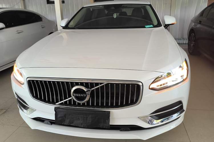 Used Volvo S90 2019 T5 Zhiyi Edition Front