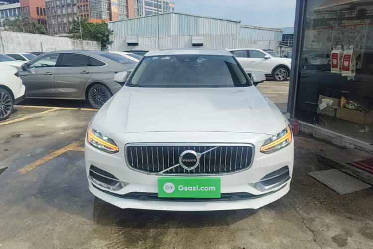 Used Volvo S90 2019 T5 Zhiyi Edition Front