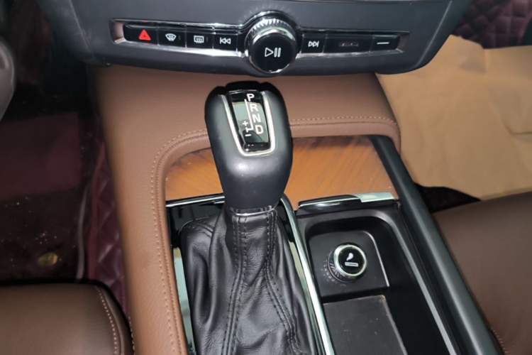 Used Volvo S90 2019 T5 Zhiyi Edition Gear Lever