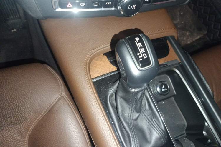Used Volvo S90 2019 T5 Zhiyuan Edition Gear Lever