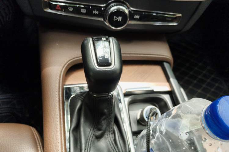 Used Volvo S90 2019 T5 Zhiya Edition Gear Lever