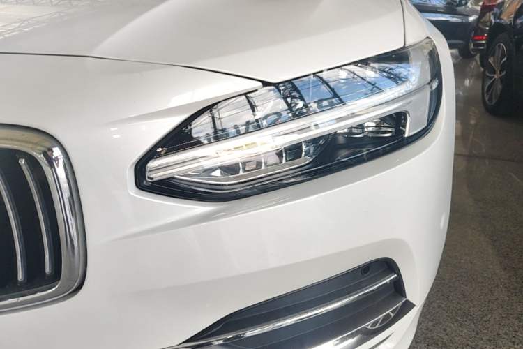 Used Volvo S90 2019 T5 Zhiyuan Edition Left Front Headlight