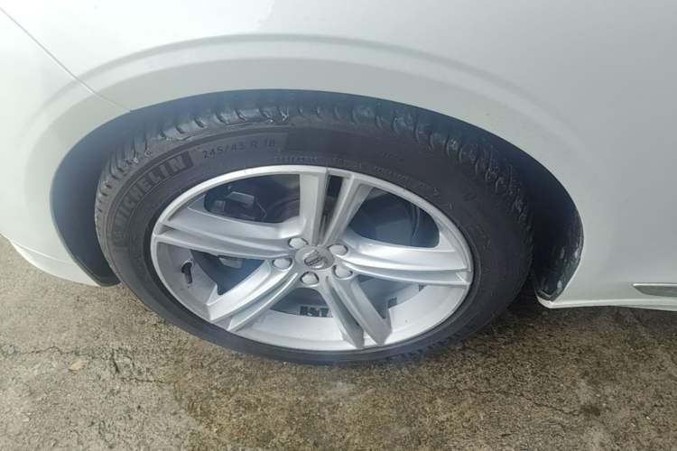 Used Volvo S90 2019 T5 Zhiyi Edition Left Front Wheel Hub