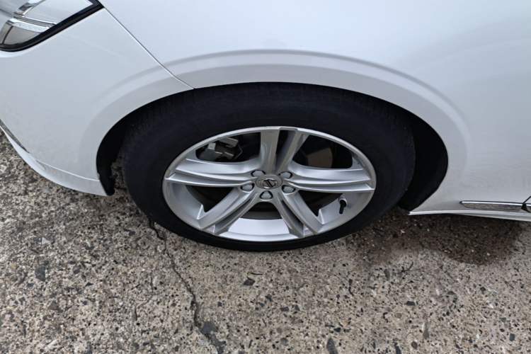 Used Volvo S90 2019 T5 Zhiyi Edition Left Front Wheel Hub