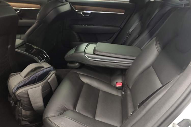 Used Volvo S90 2019 T5 Zhiyuan Edition Left Rear Seat