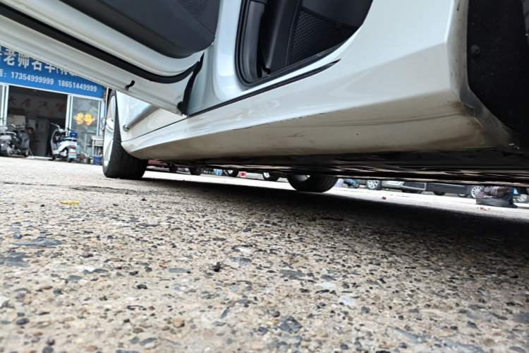 Used Volvo S90 2019 T5 Zhiyi Edition Left Side Sill