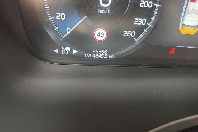 Used Volvo S90 2019 T5 Zhiyuan Edition Odometer Close Up