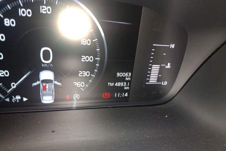 Used Volvo S90 2019 T5 Zhiyuan Edition Odometer Close Up