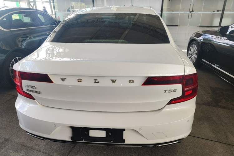 Used Volvo S90 2019 T5 Zhiyuan Edition Rear