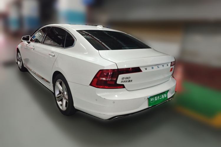 Used Volvo S90 2019 T5 Zhiyuan Edition Rear Left 45 Deg