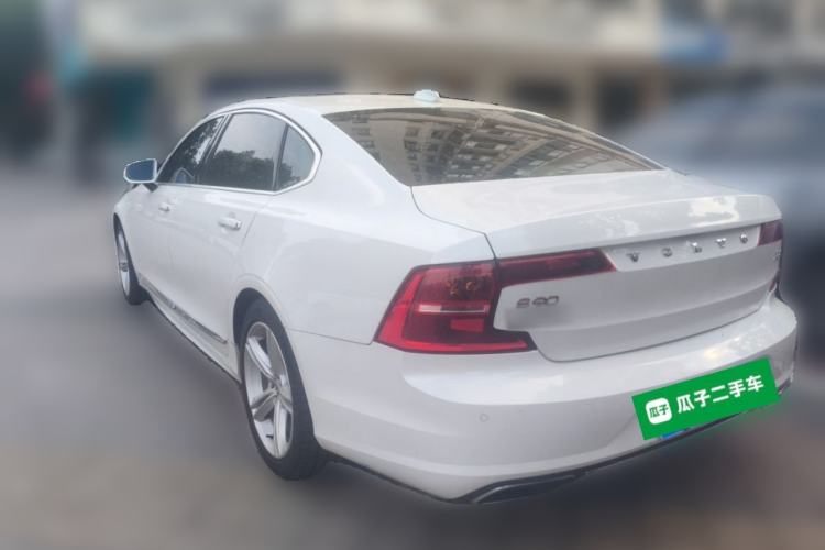 Used Volvo S90 2019 T5 Zhiyi Edition Rear Left 45 Deg