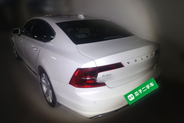 Used Volvo S90 2019 T5 Zhiyi Edition Rear Left 45 Deg
