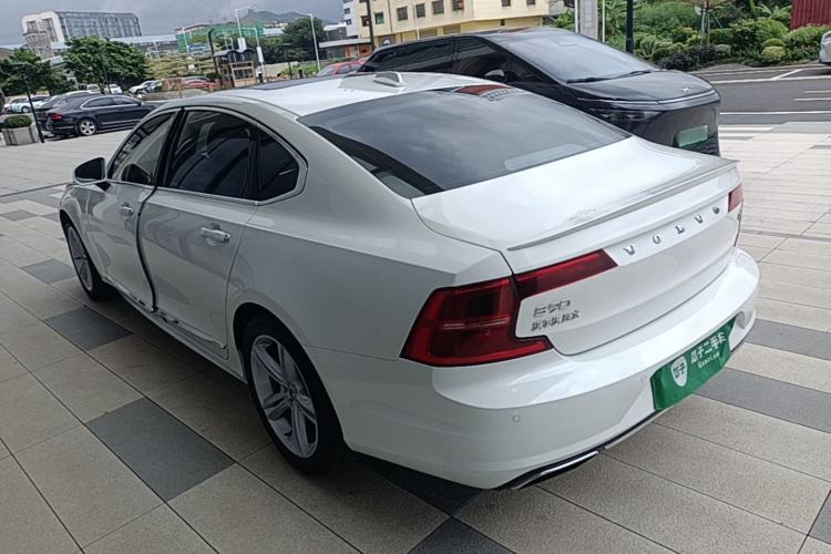 Used Volvo S90 2019 T5 Zhiyi Edition Rear Left 45 Deg