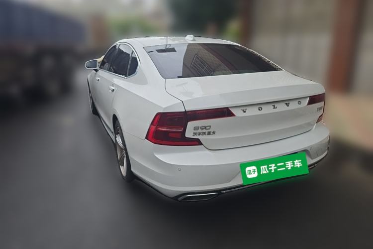 Used Volvo S90 2019 T5 Zhiyi Edition Rear Left 45 Deg