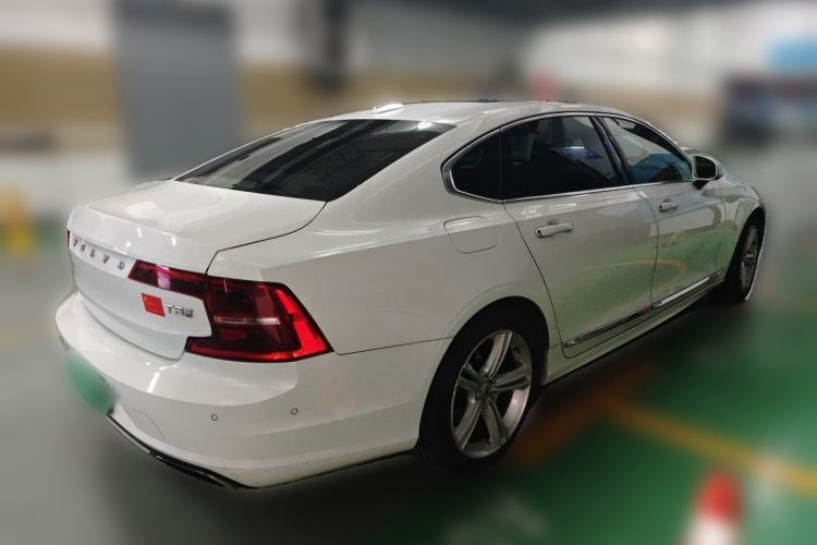 Used Volvo S90 2019 T5 Zhiyuan Edition Rear Right 45 Deg