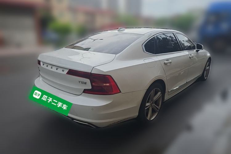 Used Volvo S90 2019 T5 Zhiyi Edition Rear Right 45 Deg