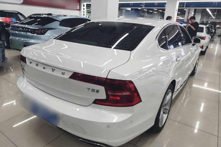 Used Volvo S90 2019 T5 Zhiyuan Edition Rear Right 45 Deg
