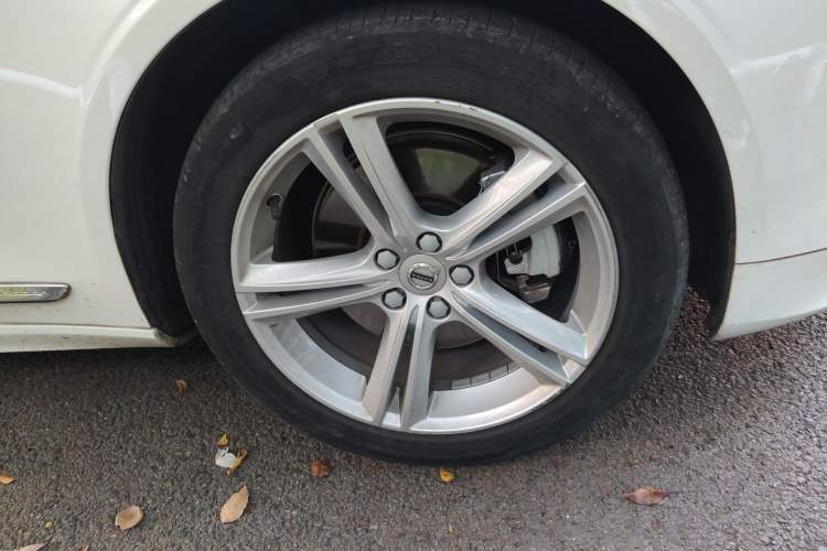 Used Volvo S90 2019 T5 Zhiyi Edition Right Front Wheel Hub