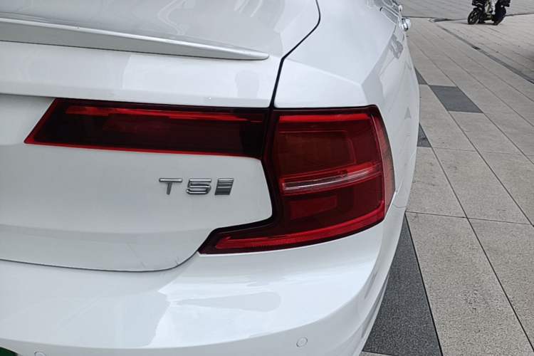 Used Volvo S90 2019 T5 Zhiyi Edition Right Rear Taillight