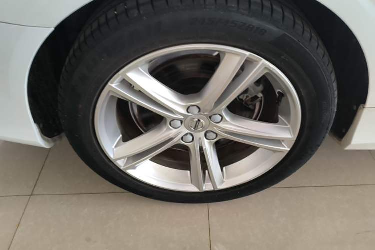 Used Volvo S90 2019 T5 Zhiyi Edition Right Rear Wheel Hub