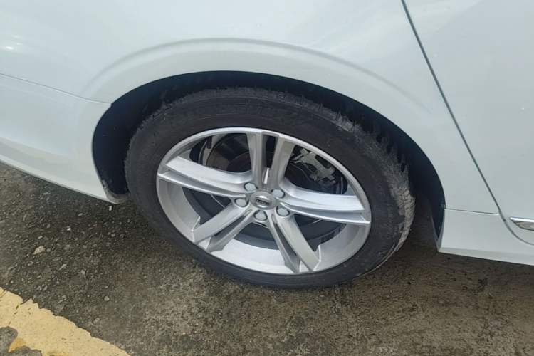 Used Volvo S90 2019 T5 Zhiyi Edition Right Rear Wheel Hub