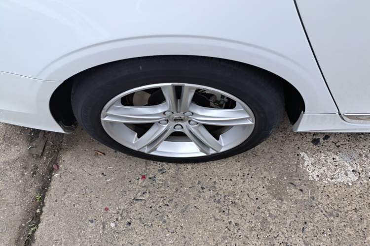 Used Volvo S90 2019 T5 Zhiyi Edition Right Rear Wheel Hub