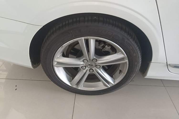 Used Volvo S90 2019 T5 Zhiyi Edition Right Rear Wheel Hub