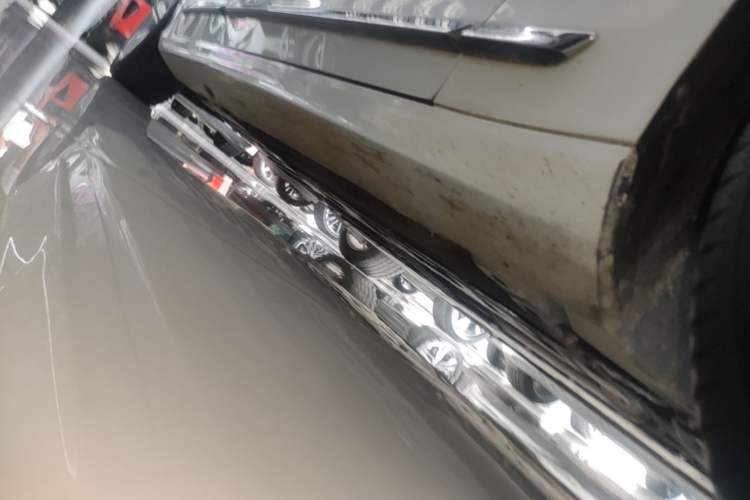 Used Volvo S90 2019 T5 Zhiyi Edition Right Side Sill