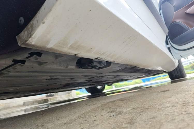 Used Volvo S90 2019 T5 Zhiyi Edition Right Side Sill