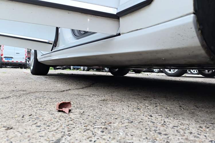 Used Volvo S90 2019 T5 Zhiyi Edition Right Side Sill