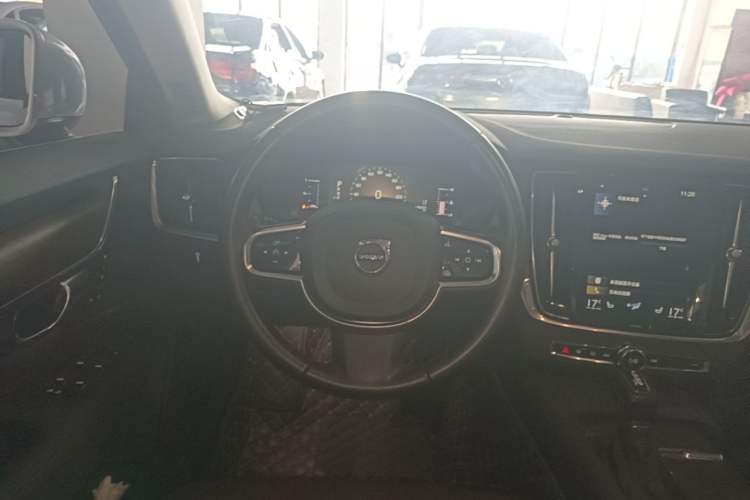 Used Volvo S90 2019 T5 Zhiyi Edition Steering Wheel