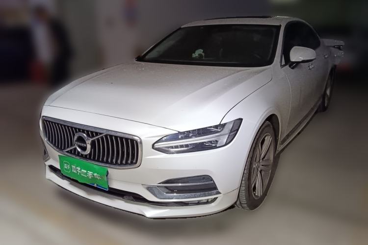 Used Volvo S90 2019 T5 Zhiyi Edition Guazi used car, China used car export, Used car for sale, Used cars, Cheapest cars for sale