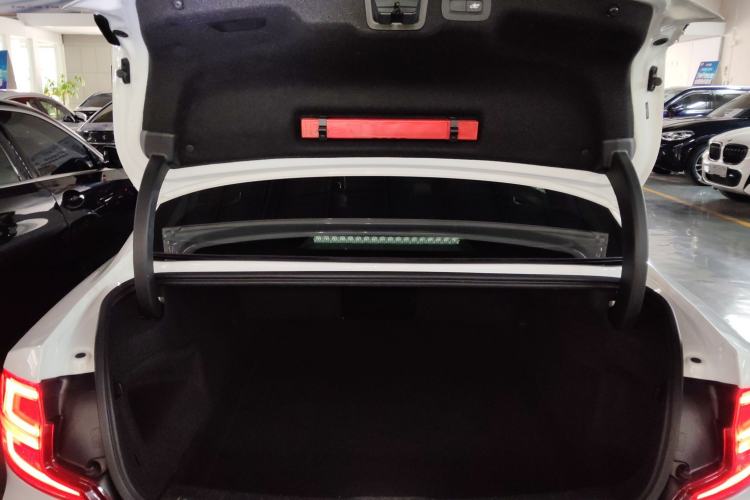 Used Volvo S90 2019 T5 Zhiyi Edition Trunk