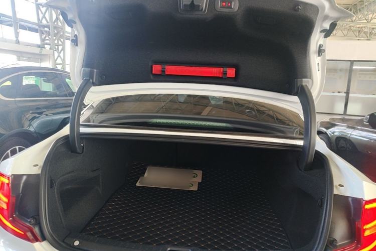 Used Volvo S90 2019 T5 Zhiyuan Edition Trunk