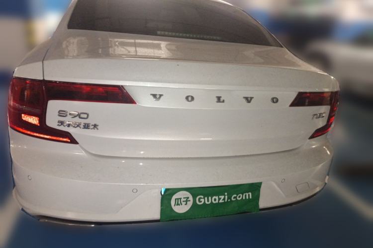 Used Volvo S90 2019 T5 Zhiyuan Edition Trunk