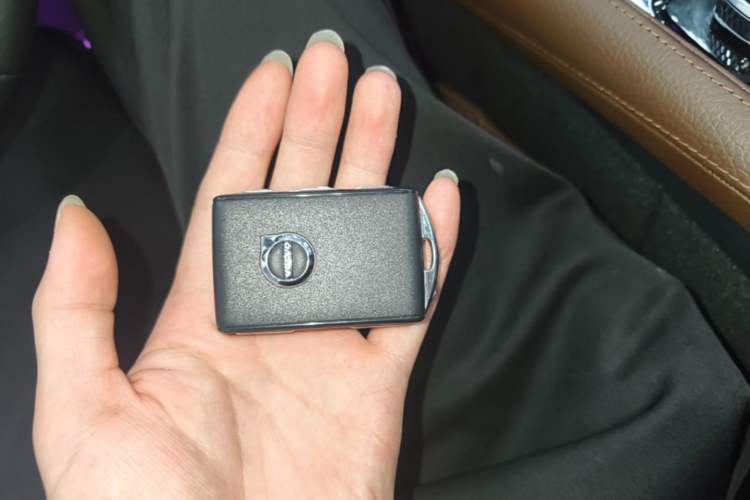 Used Volvo S90 2019 T5 Zhiyuan Edition Vehicle Key