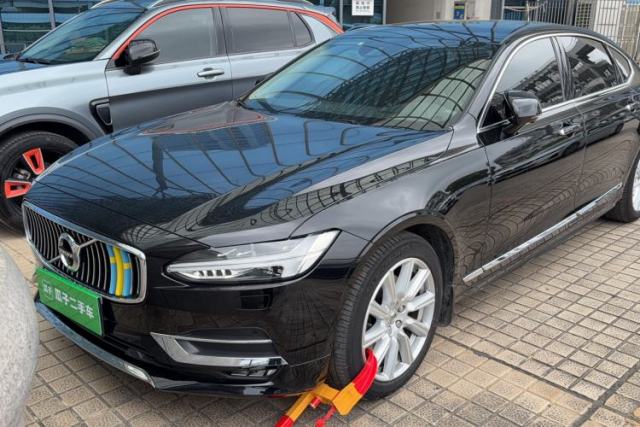 Used Volvo S90 2020 Facelift T5 Smart & Luxurious Edition